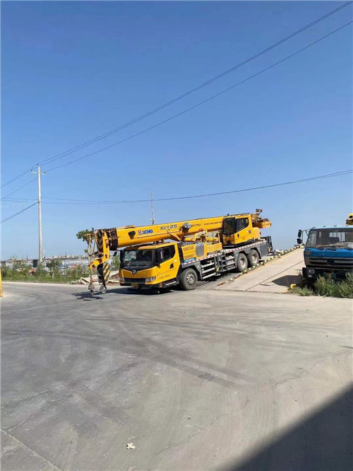 阜康市吊车作业时，可能会产生哪些额外收费项目？